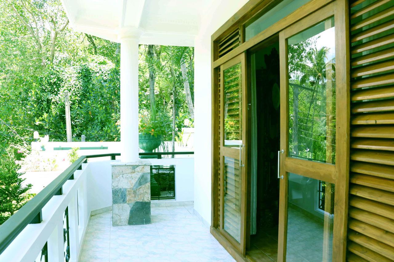 Villa Royce Kandy Exterior photo